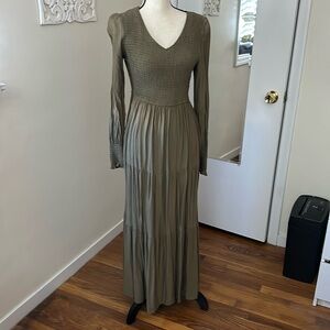 ZESICA Casual Long Sleeve Crew Neck High Waist Smocked Flowy Tiered Midi Dress